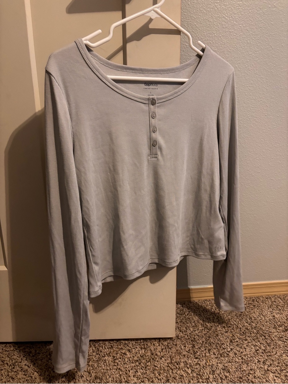 Everyday Ribbed Henley Long-Sleeve Top - Light Gray